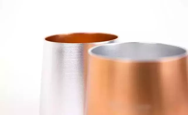 有了這個掌上製冷杯子,冷飲隨時享還不用加冰,連冰箱都省了!