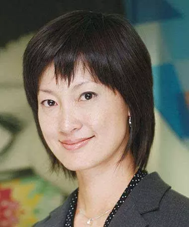 「短髮」「燙髮」還是「直髮」顯年輕?13款40歲女人「清爽凍齡」髮型顯年輕!