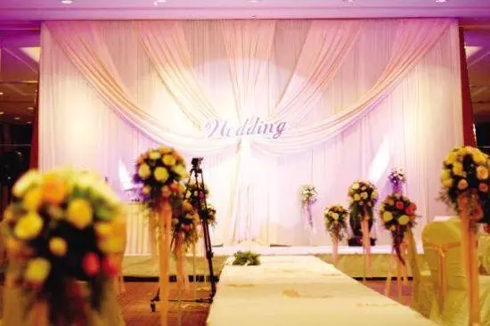妹妹車禍癱瘓,她男友堅持和她結婚,婚禮上聽到對話,我選擇報警