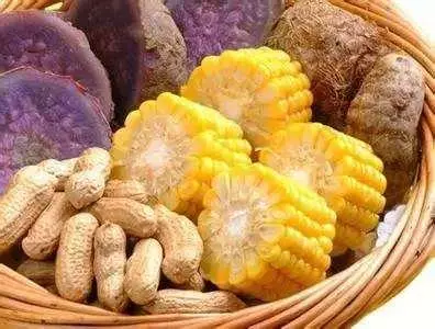 醫生:懂得養生的人,都喜歡吃這7種食物,占得越多越容易長壽