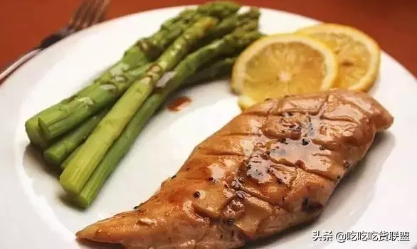 你們要的雞胸肉做法,學會了天天吃也不會膩!