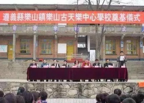 古天樂港宅內景曝光,看不出是明星豪宅!網友讚他「錢都拿去建學校」~~~