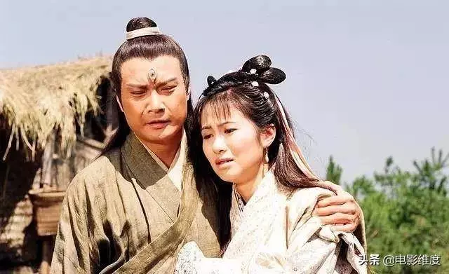 54歲「二郎神」錢嘉樂娶了「琵琶精」湯盈盈,一家四口其樂融融