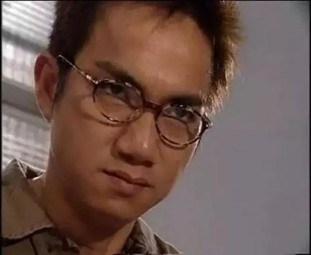 TVB「御用壞人」駱達華長相兇惡,17歲女兒卻因出水芙蓉走紅網絡!