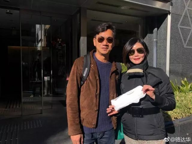 TVB「御用壞人」駱達華長相兇惡,17歲女兒卻因出水芙蓉走紅網絡!