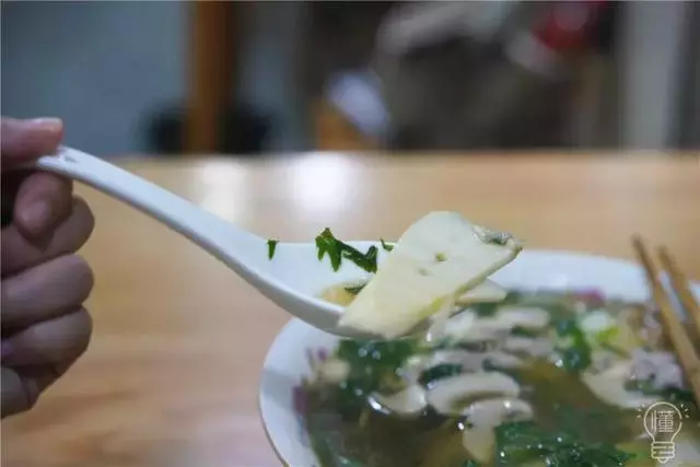 杭州這8家知名麵館,分店越來越多,究竟還值不值得專門打卡?