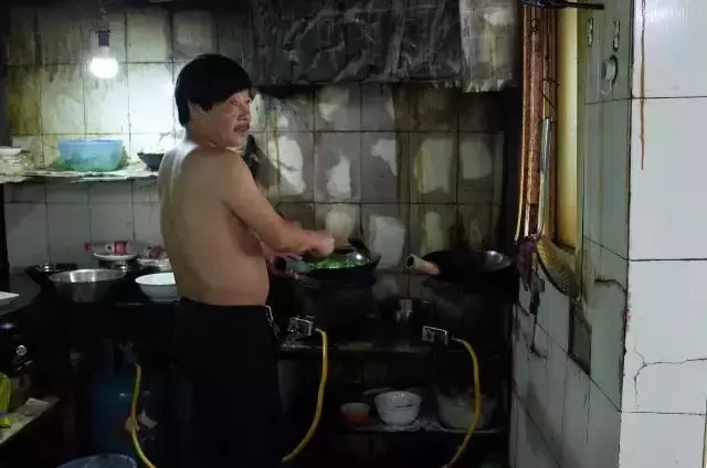杭州這8家知名麵館,分店越來越多,究竟還值不值得專門打卡?