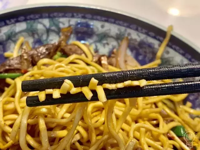 杭州這8家知名麵館,分店越來越多,究竟還值不值得專門打卡?