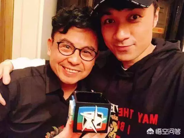 27年過去了,《逃學威龍》的十三位演員現狀如何?經典的奪命剪刀腳再也見不到了.