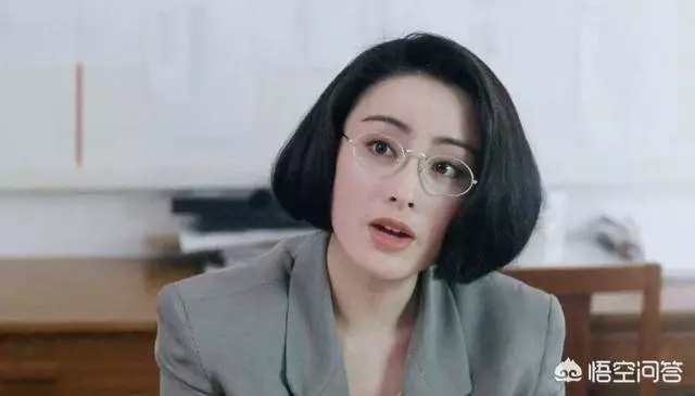 27年過去了,《逃學威龍》的十三位演員現狀如何?經典的奪命剪刀腳再也見不到了.