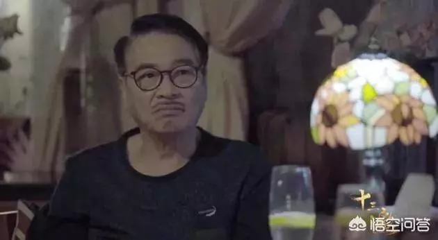 27年過去了,《逃學威龍》的十三位演員現狀如何?經典的奪命剪刀腳再也見不到了.