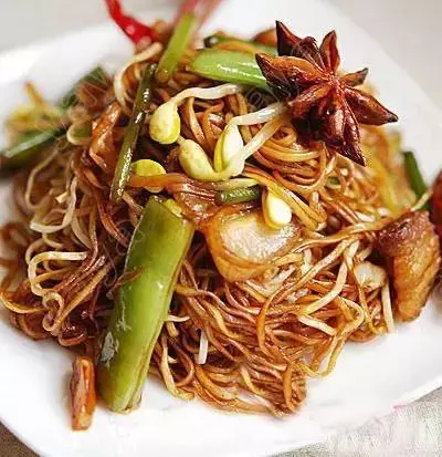 超美味的蒸麵條,看著口水都要出來了~