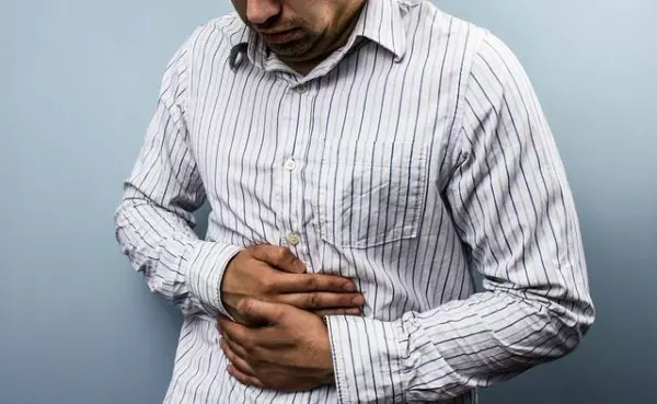 從賀一航看大腸癌! 高發病率通常有「3個共同點」,尤其50歲以上特別注意!