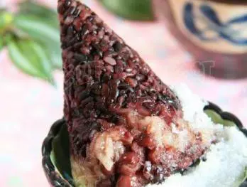 端午節粽子的12種做法,蛋黃粽、水晶粽、豆沙粽都是媽媽的味道