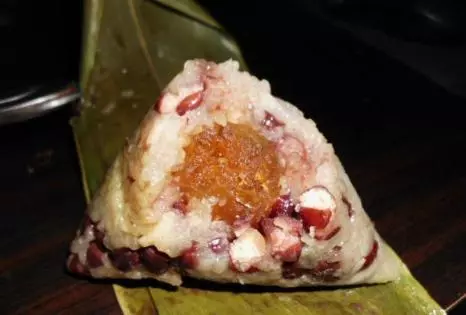 端午節粽子的12種做法,蛋黃粽、水晶粽、豆沙粽都是媽媽的味道