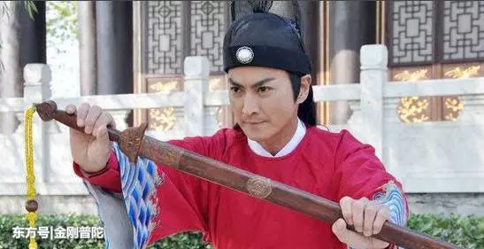 打工抬屍後來演展昭,他搭檔演過秦檜的「包公」穿破七十八雙鞋!