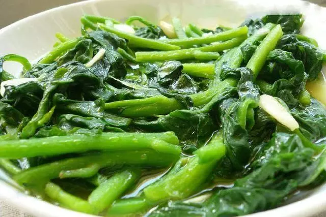 營養專家建議家人,每天吃的6類食物,預防慢性病、補鈣效果好