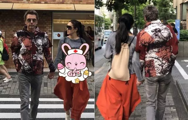 鞏俐端午節與老公恩愛逛街,打扮潮流風流倜儻,兩人合體畫面養眼,十指緊扣畫面太甜蜜~~~