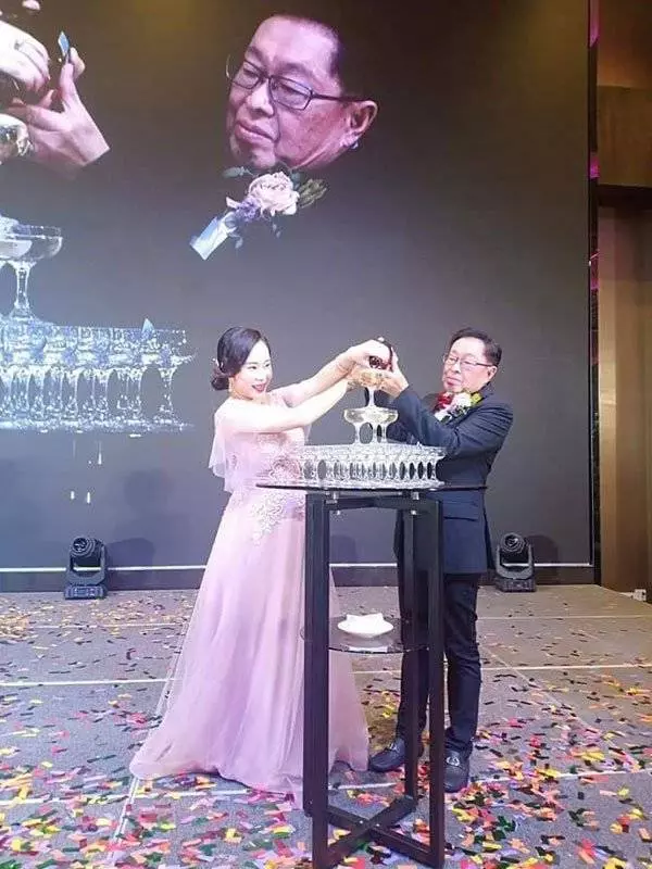 【Dato與凱兒的小八卦】帶球嫁71歲拿督,男方背景大曝光! 網友:是真愛啊~