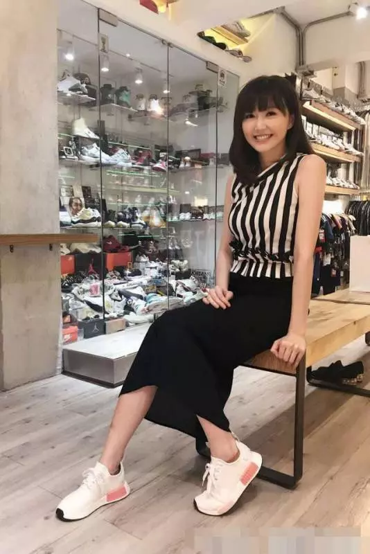 25歲分手後為富商男友生下寶寶,獲公婆肯定,親承年底嫁入豪門 !