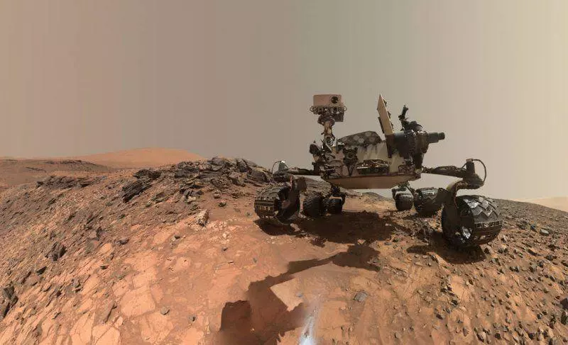 獨步全球的天文學發現?美國總統川普宣布:月球是火星的一部分!