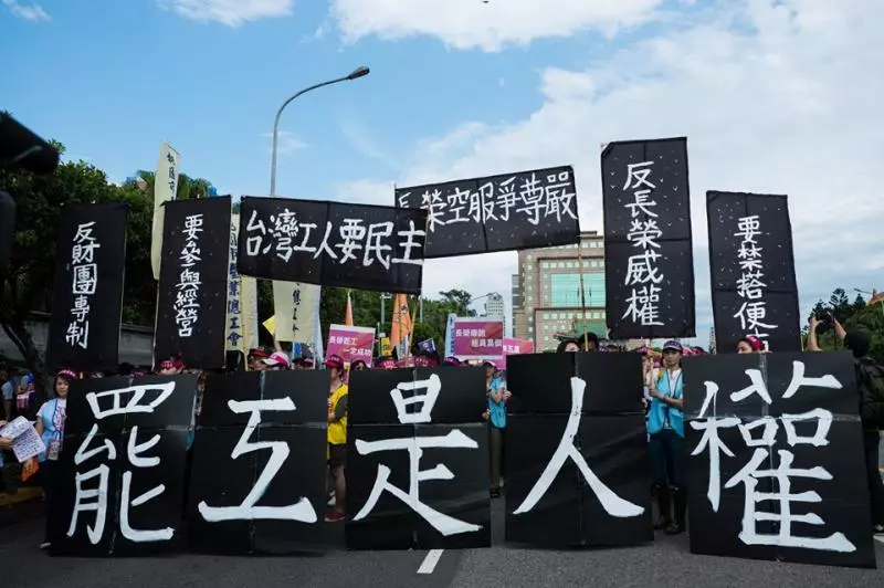 遇到航空公司罷工怎麼辦?乘客自保辦法看這裡!