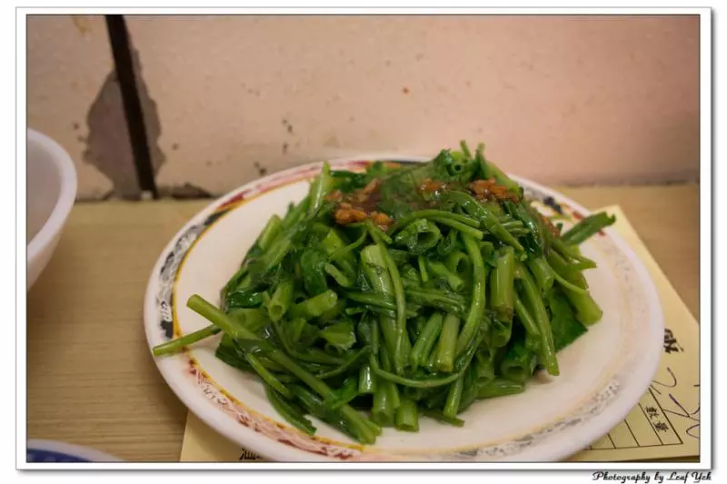 無時無刻都在排隊!魯肉飯界的排隊King!