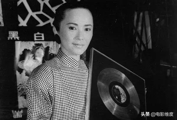 72歲葉德嫻,演藝事業輝煌、感情失敗,晚年子女不孝孤身一人生活