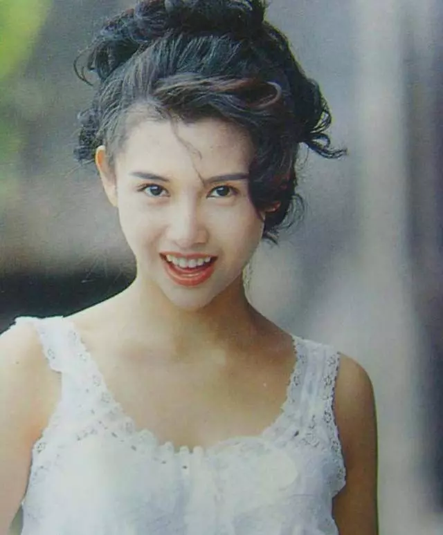 邱淑貞的女兒到底有多美,顏值完勝林青霞的女兒