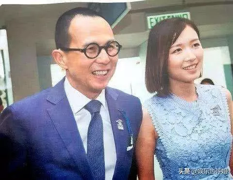 李澤楷女友出街購物,獲得豪車接送,她離嫁入豪門又近了一步!