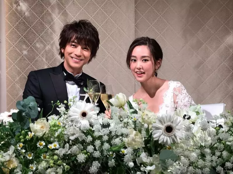 【網友:老婆團都可以出道了!】除了林志玲,日本天團EXILE團員老婆『個個都是女神』!
