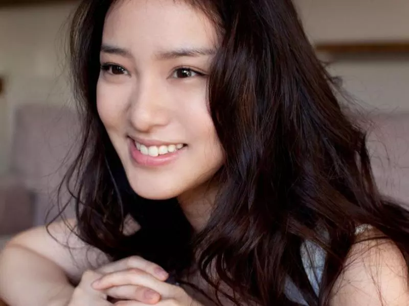 【網友:老婆團都可以出道了!】除了林志玲,日本天團EXILE團員老婆『個個都是女神』!