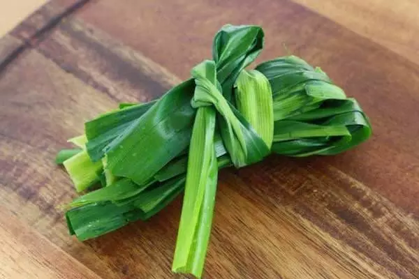 斑斕葉這樣煮,可降尿酸,治痛風,去肝火,還能排毒治肝炎!功效非常多