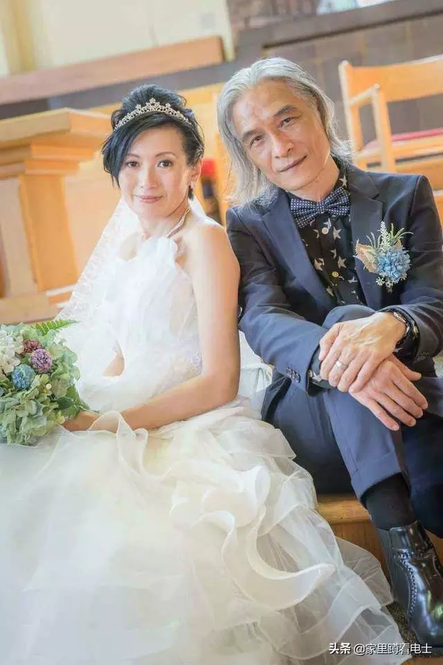 李麗珍獨家講述潘源良再婚,自嘲好傻,遍體鱗傷,53歲重新出發!
