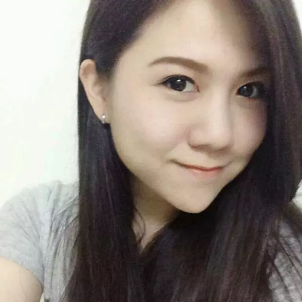 四千金的Instagram曝光!原來長大後的她們從事這些工作…其中一個早就嫁人了!網民: 時代的眼淚~