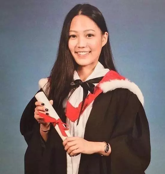 【郎才女貌~】超級富四代戀霍啟剛堂妹,男方媽媽是凍齡女神,爸爸是許晉亨好友~