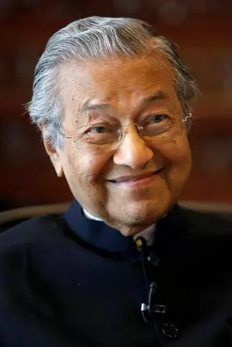 不私藏‼首相敦馬哈迪「長壽秘訣」大公開~原來每一餐都有「這個」‼難怪93歲了依然健壯?