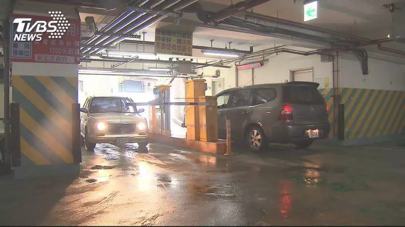 監視器、求救鈕都沒用 匪挑無人管時行搶