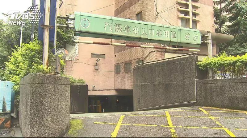 監視器、求救鈕都沒用 匪挑無人管時行搶