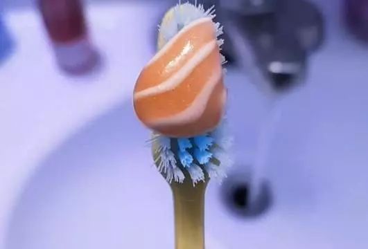 這幾樣東西看起來像食物,咬一口讓你懷疑人生,不能想像