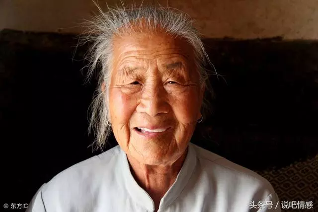 因生下殘疾兒子,老公不辭而別,27年後兒子成為我的驕傲!