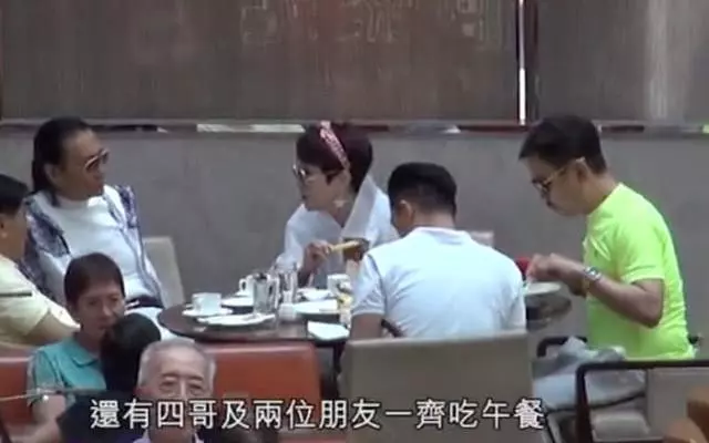 狄波拉與謝賢聚餐熱聊仍像夫妻,現任老公像個「受氣包」還幫買單!