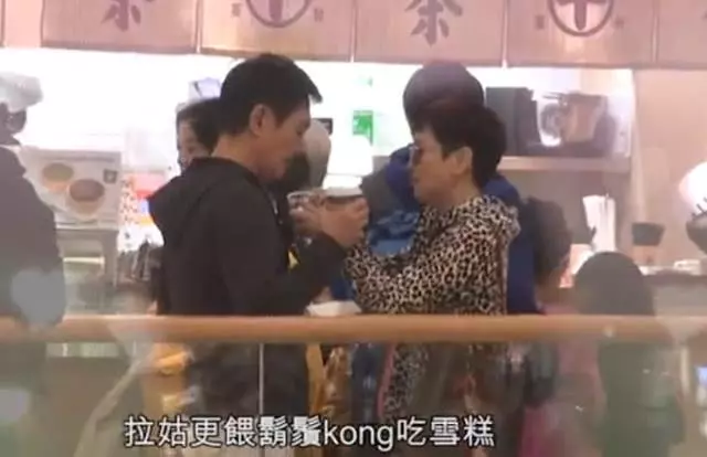 狄波拉與謝賢聚餐熱聊仍像夫妻,現任老公像個「受氣包」還幫買單!