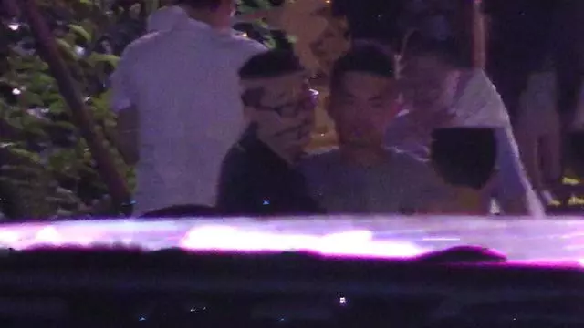 林丹KTV聚餐飲酒微醺,眼神緊盯身邊美女,要知道婚姻不易「且行且珍惜」呢!