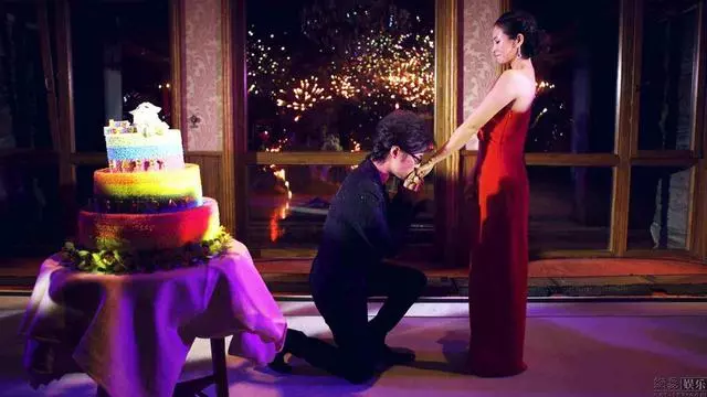 林峯用9.18克拉鑽戒求婚!何猷君、向佐、黃曉明都沒他那麼壕?