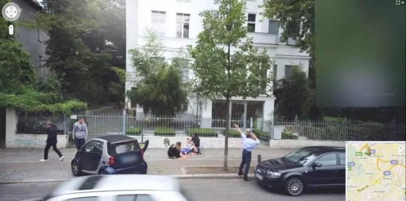 11張Google街景意外拍下的畫面!很好奇#7到底是想要做什麼?!