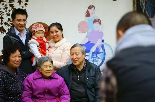 給丈母娘治病我賣了房子,出院後老太太的一個決定家裡鬧翻了天