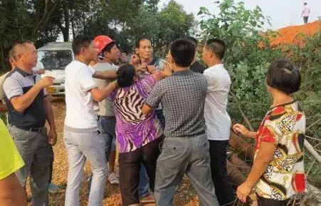 給丈母娘治病我賣了房子,出院後老太太的一個決定家裡鬧翻了天