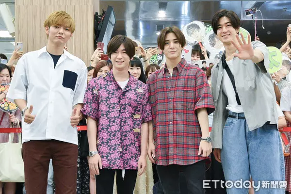 直擊/瀧澤秀明秘訪台!Hey! Say! JUMP也來了 親切秀中文問好 | ETtoday星光雲
