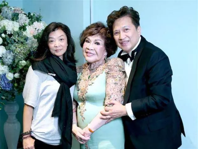 59歲陳玉蓮曝與周潤發分手真相:若我們沒分手,他不會有今天!